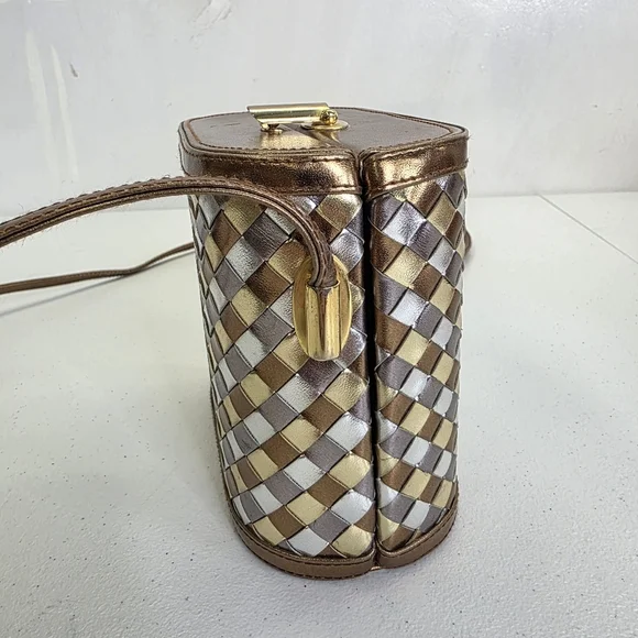 Vintage Benchmade leatherworks Inc. braided gold silver leather structured bag - Picture 10 of 12